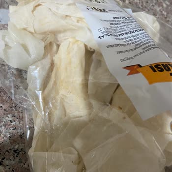 BİM Ömerli Şubesinde Bozulmuş Yufka Sağlık Tehdidi