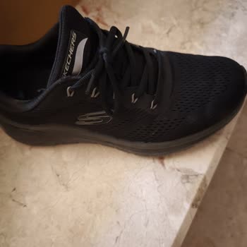 Ayakkabı Dünyası Ayakkabıda Yırtılma Ve Açılmalar Meydana Geldi