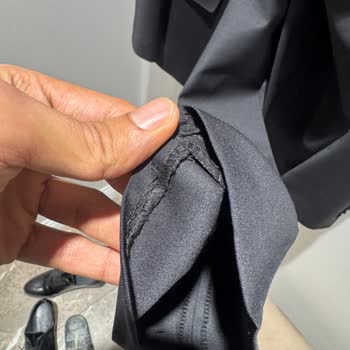 Terziden Gelen Hatalı Pantolon Ve Defolu Takım Elbise Nedeniyle Tam İade Talebi