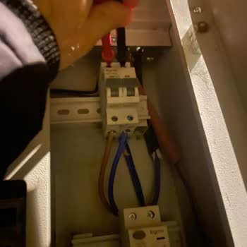 YEDAŞ'tan Düşük Voltaj Ve Çözülmeyen Arıza Şikâyeti