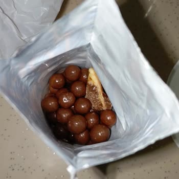 BİM'den Aldığım Çikolatanın Görünümündeki Şok Edici Bozulma Güvenimi Sarstı