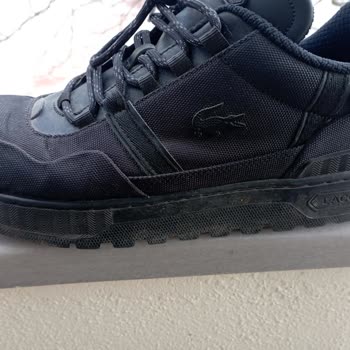 Lacoste Ayakkabım Ayıplı, Mağaza Kullanıcı Hatası İddiasıyla Çözüm Sunmadı