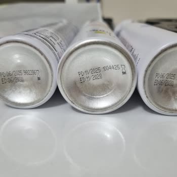 Emotion Kilitli Kapaklı Deodorantlar Kullanılamaz Hale Geliyor