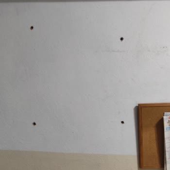 Türk Telekom Elemanlarının Plansız Çalışması Sonucu Binada Otomasyon Ve Duvar Hasarı