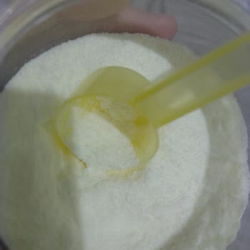 Bebelac Devam Sütünde Yoğun Yumurta Kokusu Ve Güven Sorunu