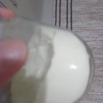 Bebelac Devam Sütünde Yoğun Yumurta Kokusu Ve Güven Sorunu