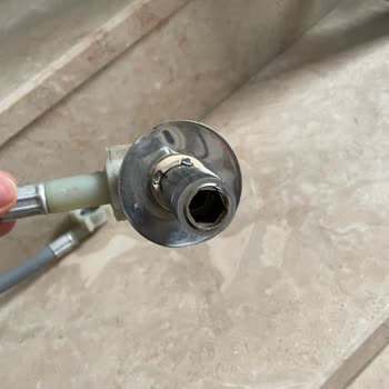 Arçelik Servisi Çamaşır Makinesi Kurulumunda Tesisatı Kırdı, Su Kesintisi Ve Sorumluluk Reddi