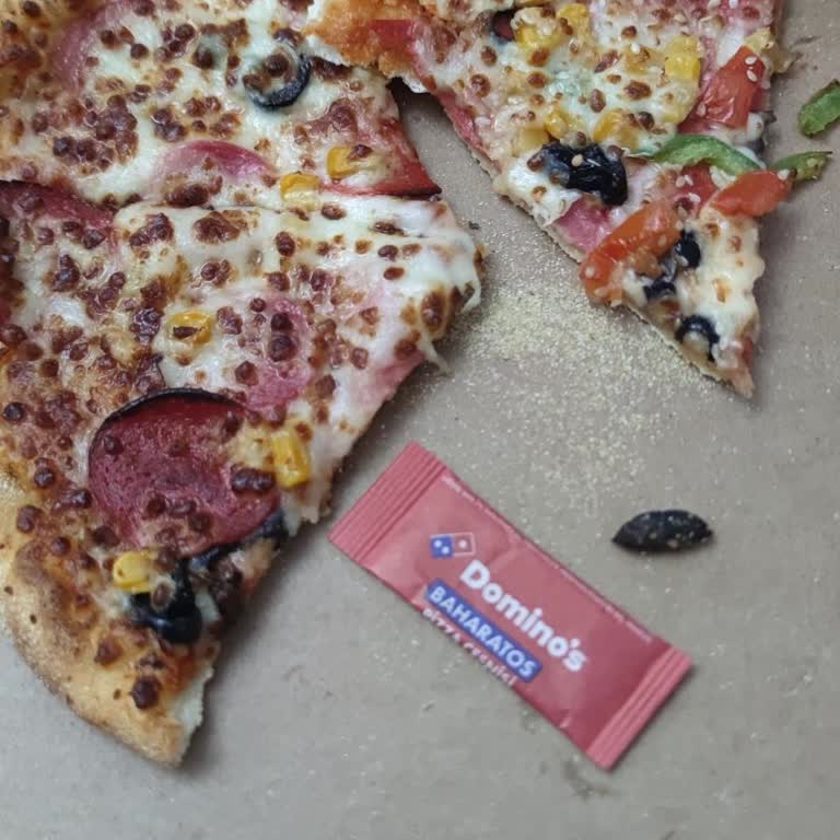 Pizza İçindeki Zeytin Çekirdeği Dişimi Kırdı!