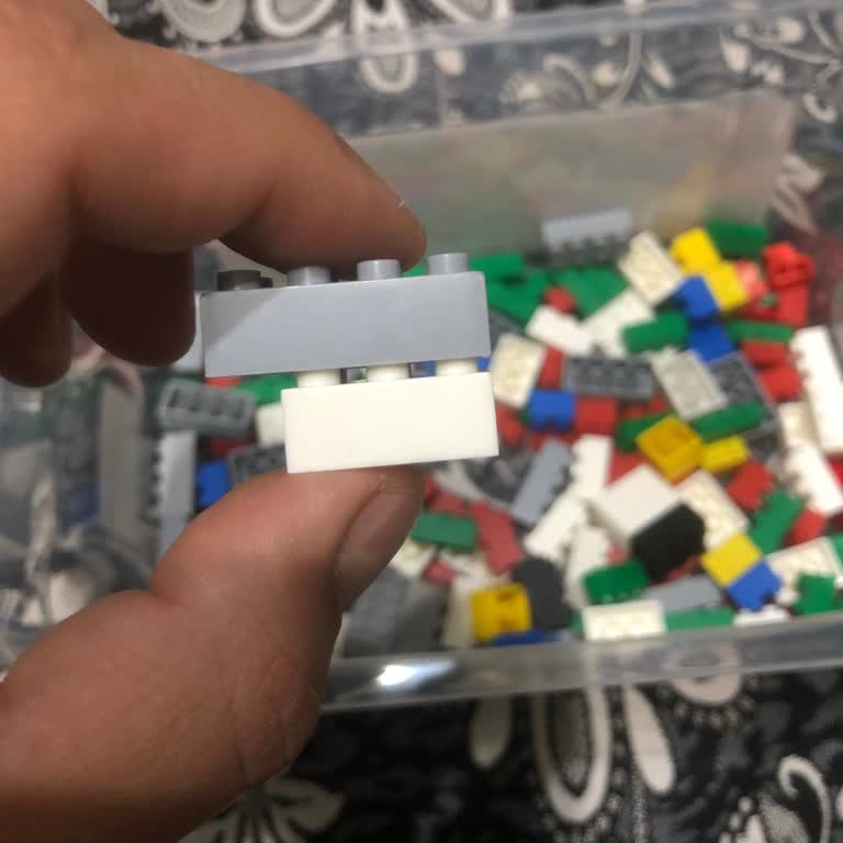 Lego Logolarının Ayrılması Ve Mağazadan Gelen Cevapsızlık