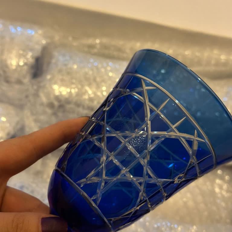 Söz Verilen Hediye Seti Yok, Defolu Bardaklar Değiştirilmedi Ve İletişim Cevapsız