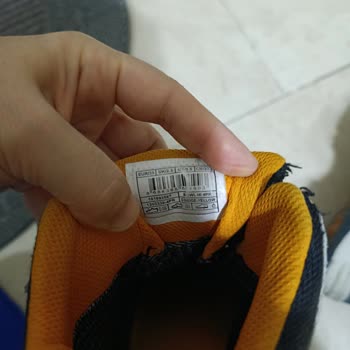 Su Geçirmez Dediği Çocuk Botu Su Sızdırıyor, Mağaza Çözüm Sunmuyor