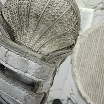 Ayakkabının Erken Deformasyonu Ve Red Edilen İade Talebi