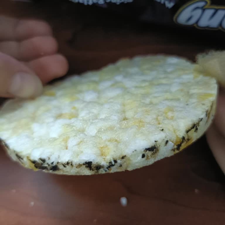 Eti Gong Ürününün Kenarlarında Siyahlaşma Ve Değişim İsteği