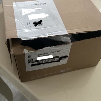 Teslim Edilmemiş, Açılmış Ve Zarar Görmüş Kargo Nedeniyle İade Talebi