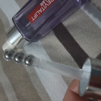 Loreal Paris Revitalift Göz Serumu Çizik Ve Ağrı Yaratan Uygulama Çubuğu Nedeniyle Değişim Talebi