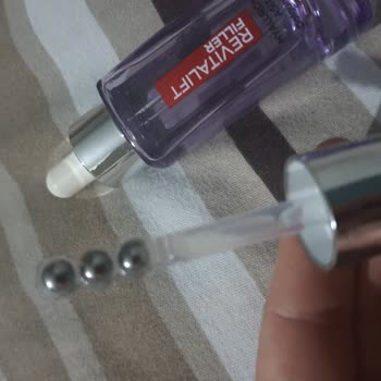 L’Oréal Revitalift Eye Serum Applicator Causes Pain and Scratches Skin