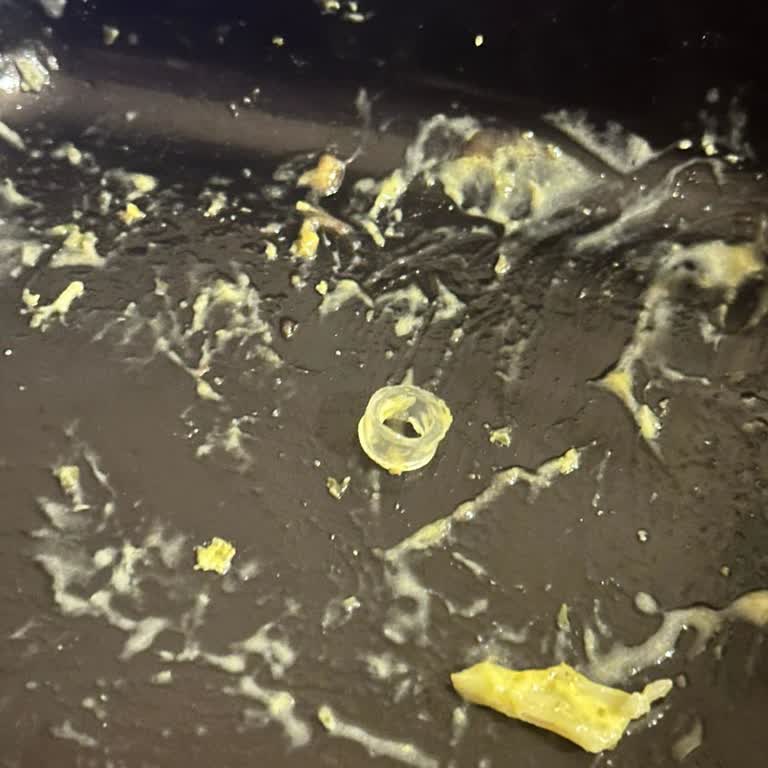 Yemekte Plastik Parça Çocuğu Tehlikeye Attı, Şirket Cevap Vermedi