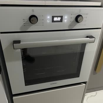 Kurulum Gecikmesi Ve Arızalı Ankastre Fırın İçin Hemen Değişim Talebi