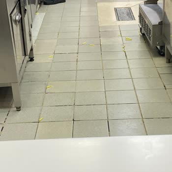 Mersin Forum Burger King Şubesinde Hijyen İhlali Ve Saygısız Personel