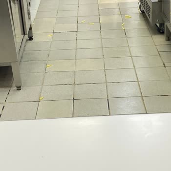 Mersin Forum Burger King Şubesinde Hijyen İhlali Ve Saygısız Personel