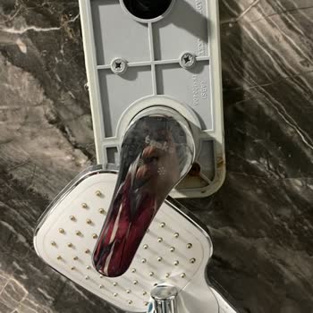 Teska Banyo Duş Sisteminde Kırık Vanalar Ve Müşteri Hizmetine Ulaşılamıyor