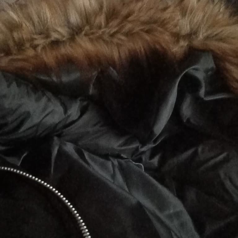 Kürk Renk Farklılığı Ve Değişim Reddi Müşteriyi Mağdur Etti