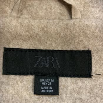 Zara Kadın Kaşe Kabanında Ayıplı Tiftiklenme