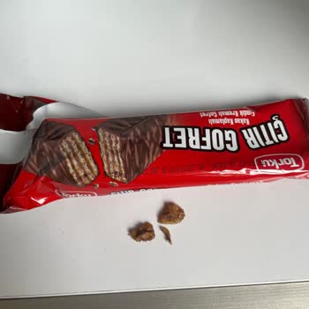 Torku Çikolatalı Gofrette Yabancı Madde Keşfi Sağlık Korkusuna Neden Oldu