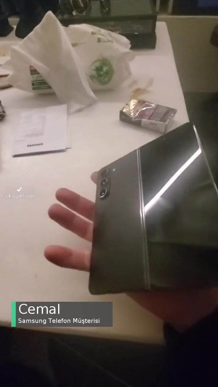 Samsung Galaxy Fold 5 İç Ekran Sorunu videonun kapak resmi