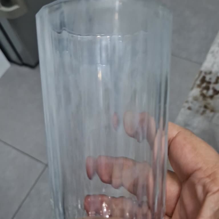 Bosch Bulaşık Makinesinde Beyaz Lekeli Bardaklar Ve Tuz Kutusu Kontrolü Talebi