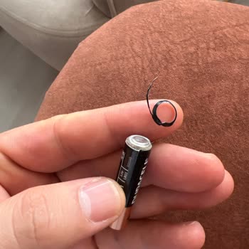Duracell Pil Patlaması Kumandada Sıvı Yayılımı Ve Güvenlik Endişesi