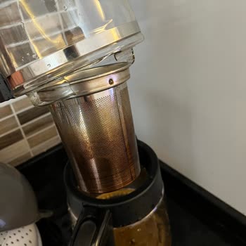 Arçelik Çay Makinesi Kırılmaz Cam Parçası Kırıldı Ve Garanti Talebi