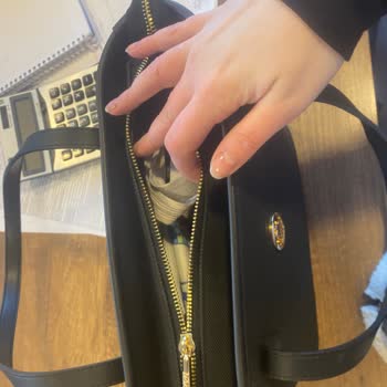 Us Polo Çantasının Fermuarı Kısa Sürede Bozuldu, Hızlı Çözüm Bekliyor