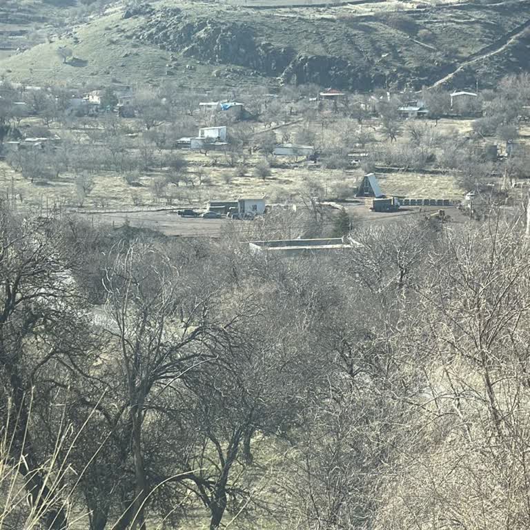 Acil: İzinsiz Fabrika İnşaatı Ve Çöken Yol Mahallede Can Güvenliğini Tehdit Ediyor