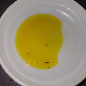 Argivit Şurup Şişesinde Kırmızı Lekeler Ve Cevapsız Firma