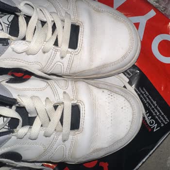 Nike Spor Ayakkabının Deri Soyulması Ve Boyner’in Kullanıcı Hatası İddiası