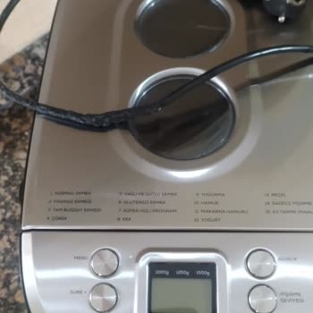 Karaca Ekmek Makinesi Kablosu Yanması Güvenlik Tehlikesi