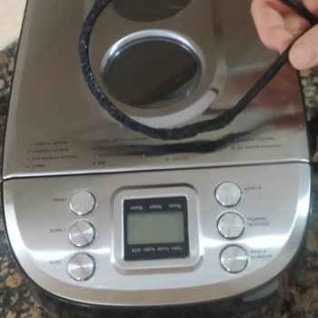 Karaca Ekmek Makinesi Kablosu Yanması Güvenlik Tehlikesi