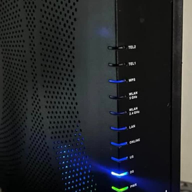 Acil Bornova Ergene Mahallesinde İnternet Ve TV Kesintisi