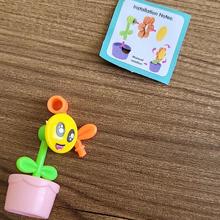 Jimmy The Panda Oyuncakta Eksik Çiçek Parçası