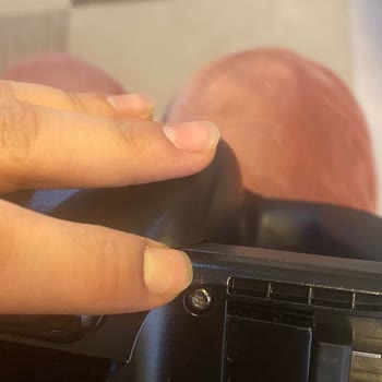 Philips Dikey Süpürgede Korozyonlu Bağlantı Ve Batarya Kırığı: Tam Değişim Talebi