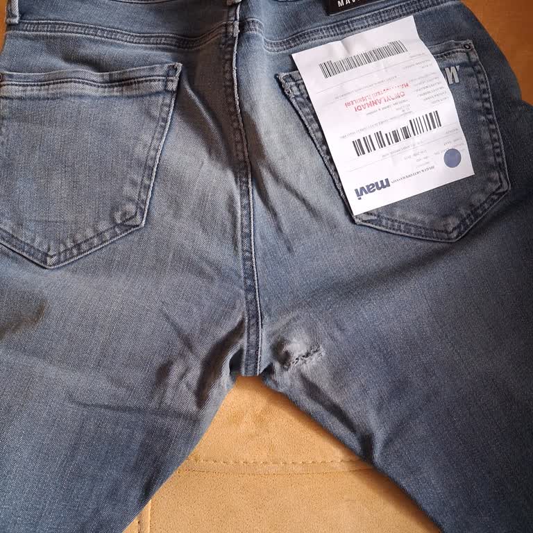 Mavi Jean Pantolonundaki Erime Sorunu Ve Müşteri Hizmetlerinin İlgisizliği