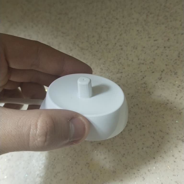 PTT Kargo Görevlisinin Kaba Davranışı Elektronik Cihazı Hasara Maruz Bıraktı