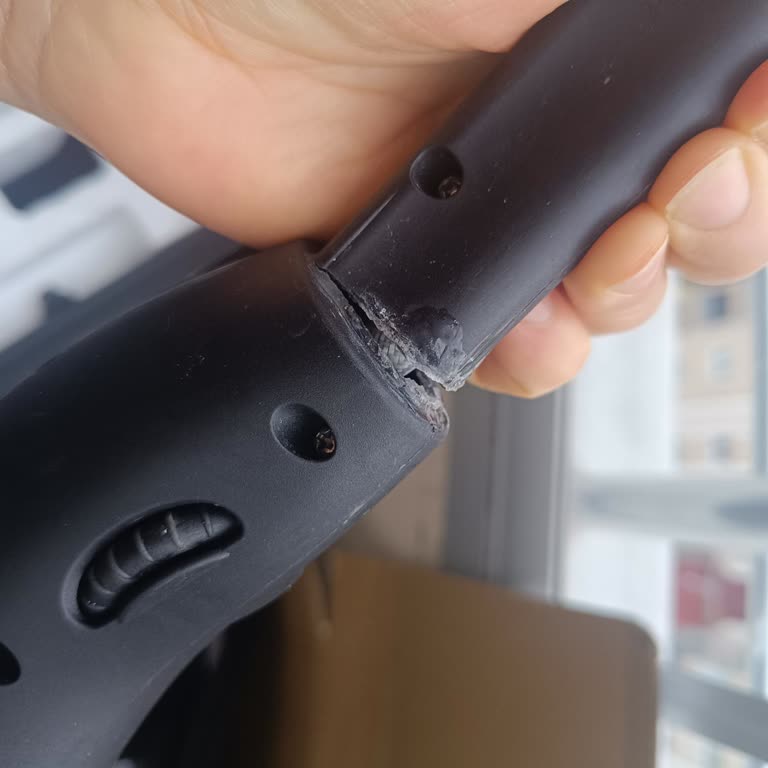 Buhar Makinesinin Kolu Kırıldı Ve Ücretsiz Parça İsteniyor