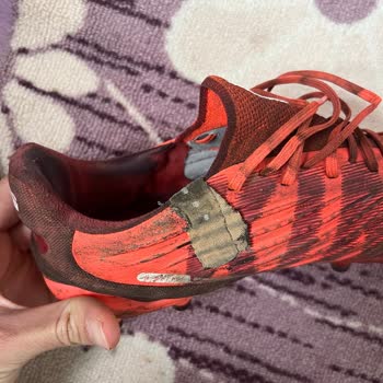 Puma King Ultimate Kramponunun Dişi 6 Ayda Kırıldı, Garanti Reddi