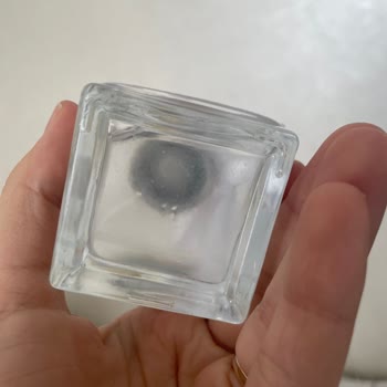 Ay Hediyelik Yanlış Renk, Kırık Ve Küflenmiş Ürün