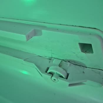 Arçelik Buzdolabında Çekmece Rayı Kırıldı, Garanti Dışı Söylendi Ve 1.000 TL Ücretli Değişim Yapıldı