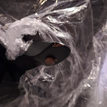 Ayıplı Koltuk Takımı Ve Yanıtsız Mağaza Desteği