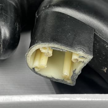 Yargıcı Deri Çizmede Topuk Kırılması Ve Tamir İmkânsızlığı