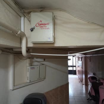 Turkcell Superonline Kabloları Düzensiz Ve Tehlikeli